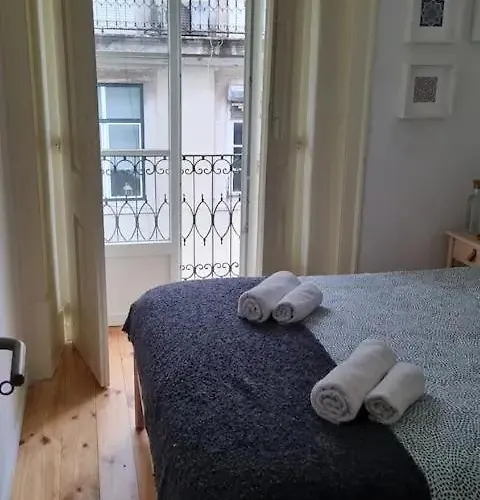 Private In Baixa With Balcony ホームステイ リスボン